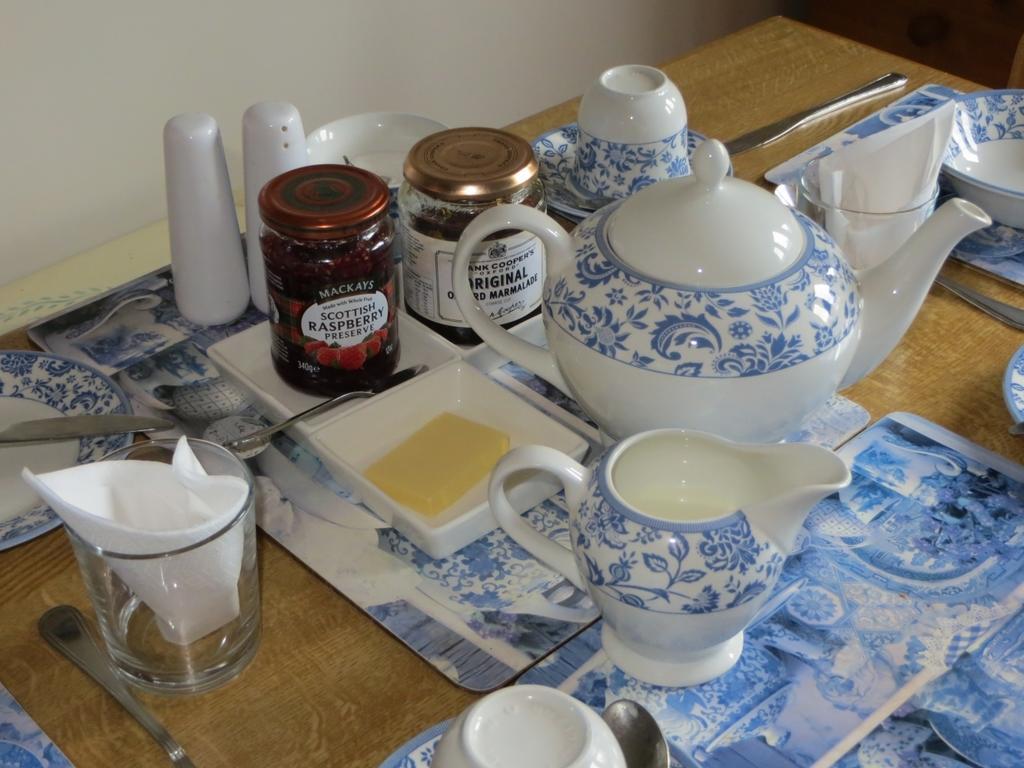 Cheshire House Guest House ホープ エクステリア 写真
